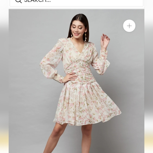 Dress - Picture 6 of 6